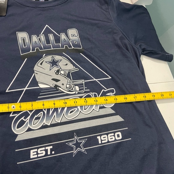 NFL Blue Dallas Cowboys Men's T-Shirt Collectors Item Sise Medium - Picture 15 of 17